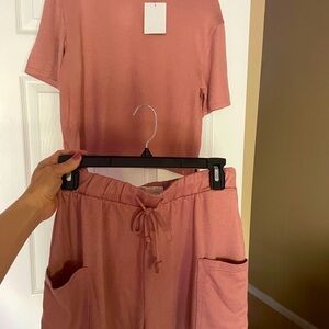 New UGG Emaryld Short Set (top & bottom) Sophisticated Pink Dawn Color Women’s S